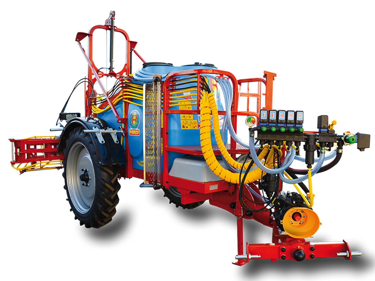 Erbicidatoare remorcate ( cu roti ) </p>1200 – 1500 — 2000 litri